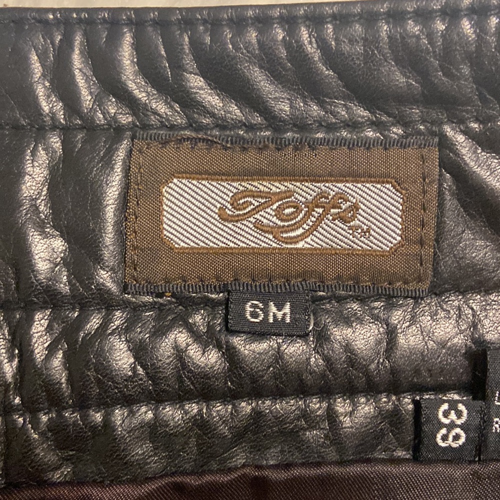 TOFFS High waisted 100% leather pants size 6M inseam 30” waist 26” flat - Picture 7 of 12